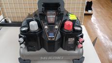 ジャンク　エアーコンプレッサー|HIKOKI