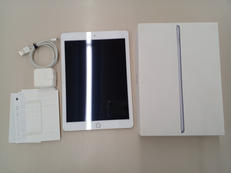 IPAD 【第5世代】|APPLE