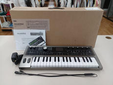 シンセサイザー|KORG