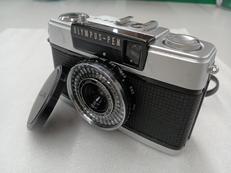 ハーフカメラ|OLYMPUS