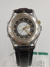 クォーツ・アナログ腕時計|REVUE THOMMEN