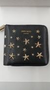 スタッズ二つ折り財布|JIMMY CHOO