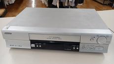 VHSビデオデッキ|TOSHIBA