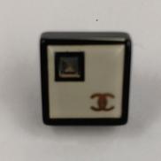 スクエアロゴピアス|CHANEL