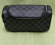 トワレポーチ|LOUIS VUITTON