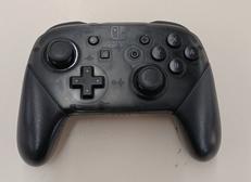 スイッチ用プロコントローラー|NINTENDO / 任天堂