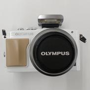ミラーレス一眼|OLYMPUS
