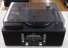 ターンテーブル付きCDレコーダー|TEAC