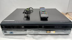 VHS一体型BDプレーヤー|PANASONIC