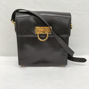 ガンチーニ ショルダーバック|salvatore ferragamo