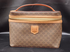 マカダム柄 バニティバッグ|CELINE