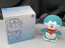 ラジコン ドラえもん・ザ・ロボット|BANDAI