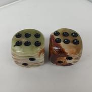 置き物|-