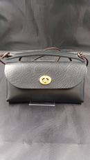 ミルフィ・ミニショルダー|IBONA