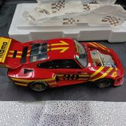 PORSCHE 935 MOMO 1977|京商株式会社