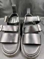 GRYPHON サンダル BLACK|DR.MARTENS
