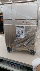 キャリーケース（エクスパンダブル機能付き）|A.V.V