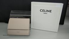 三つ折り財布|CELINE