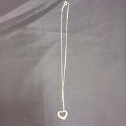 シルバー　オープンハートネックレス|TIFFANY&CO.