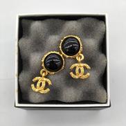 カラーストーンイヤリング|CHANEL