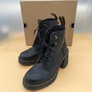 ブーツ|DR.MARTENS