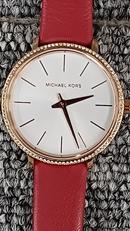 クォーツ・アナログ腕時計|MICAEL KORS
