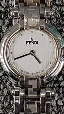 クォーツ・アナログ腕時計|FENDI