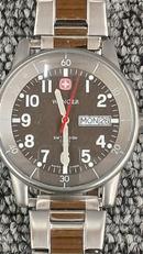 クォーツ・アナログ腕時計|WENGER