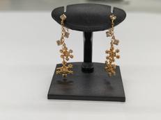 ピアス|