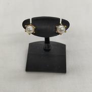 ピアス|