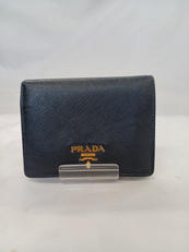 二つ折り財布|PRADA