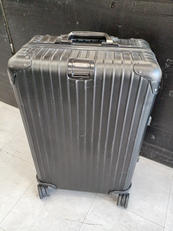 キャリーケース|RIMOWA