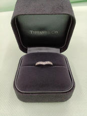 Vバンド7Pダイヤリング|TIFFANY&CO.