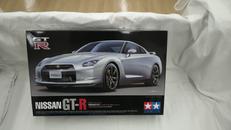 1/24NISSAN GT-Rフルディスプレイモデル|TAMIYA