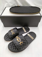 レザースライドサンダル|GUCCI