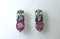 K18WG ルビー・ダイヤ付きピアス　計2.1g|K18WG ルビー・ダイヤ