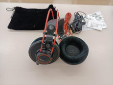 AKG　オーバーヘッドヘッドホン|AKG