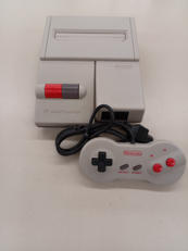 ワケアリ品　NEWファミコン|NINTENDO