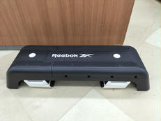 リーボック　トレーニングベンチ　ステップ　キズ汚れあり|REEBOK