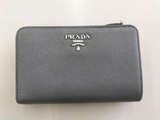 二つ折り財布|PRADA