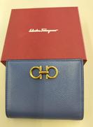 ガンチーニ二つ折り財布|フェラガモ