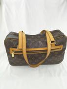 シテGM|LOUIS VUITTON