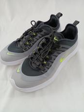 エアマックスAXIS|NIKE