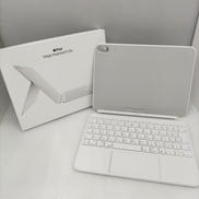 MAGIC KEYBOARD FOLIO|APPLE