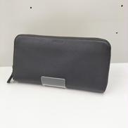 ラウンドファスナー長財布|PRADA