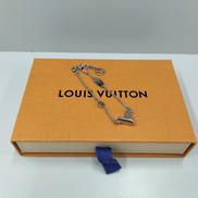 エッセンシャルV|LOUISVUITTON