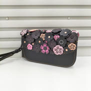 ティーローズ　クラッチバッグ|COACH