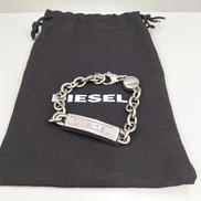 シルバーカラーブレスレット|DIESEL