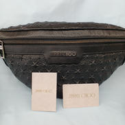 デリースターエンボスボディバッグ|JIMMY CHOO