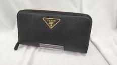ラウンドファスナー長財布|PRADA